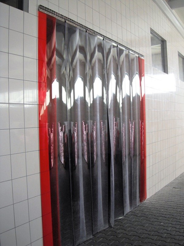 Folia PCV 400x4 Czerwona transparentna Ref. 141 (rolka 50 mb)