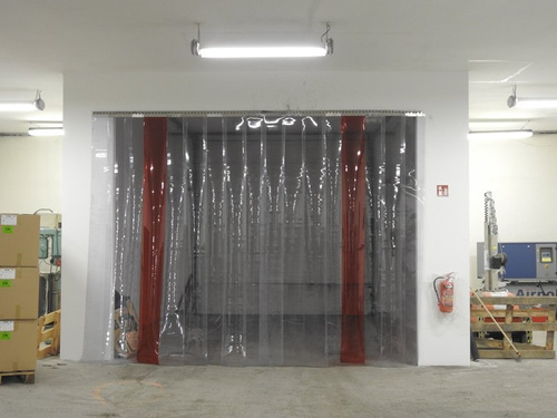 Folia PCV 400x4 Czerwona transparentna Ref. 141 (rolka 50 mb)