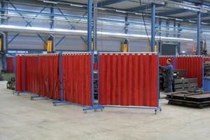 Folia spawalnicza SCREENFLEX ISO 25980 300x2 czerwona transparentna Ref. 302 (rolka 50mb)